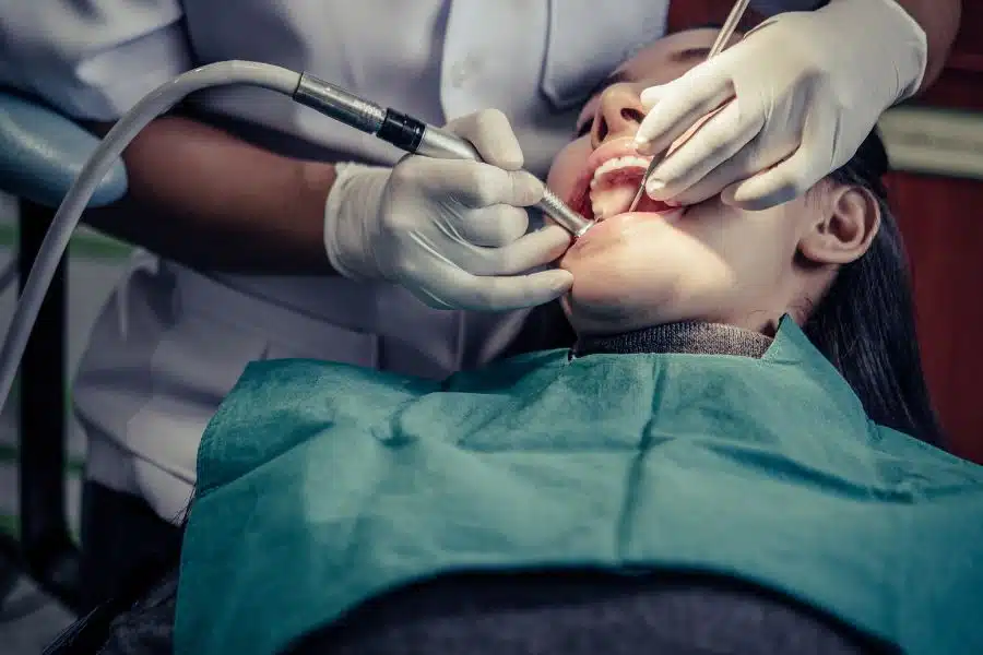 Cracked tooth